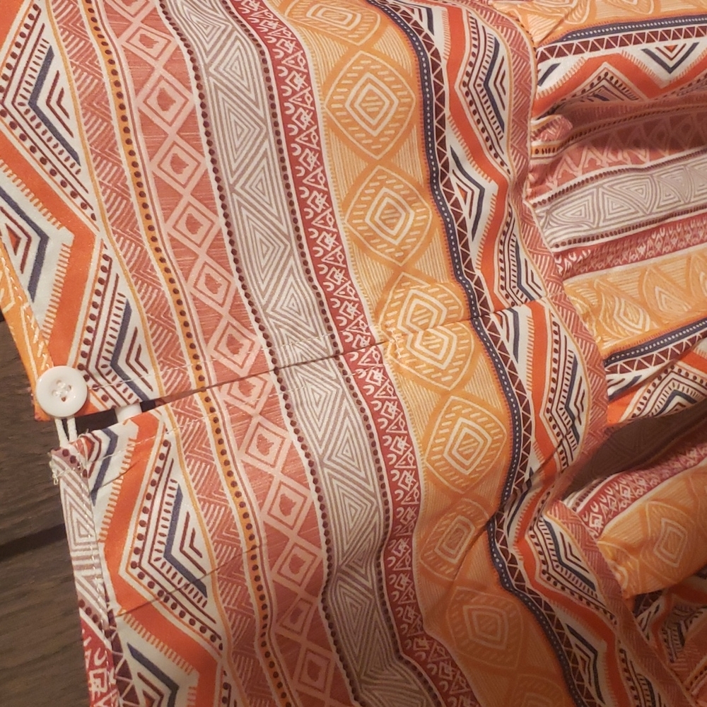 New boutique Tribal Plus size short sleeved top - Picture 10 of 10